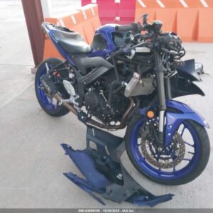 2024 YAMAHA YZF-R3 (SOLD)