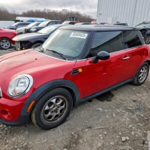 2013 MINI HARDTOP (SOLD)